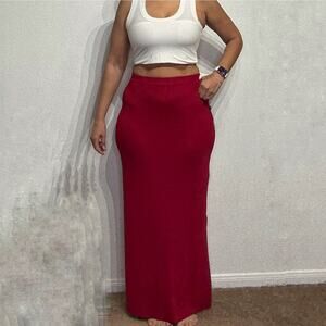 Max Studio Red Knit Maxi Skirt Sz M NWT